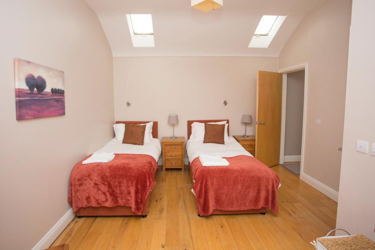 Decoy Country Cottages Navan Buitenkant foto