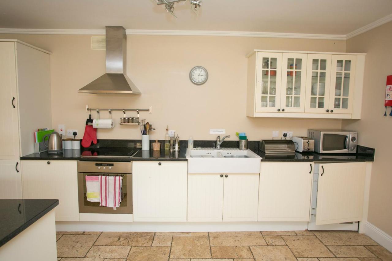 Decoy Country Cottages Navan Buitenkant foto