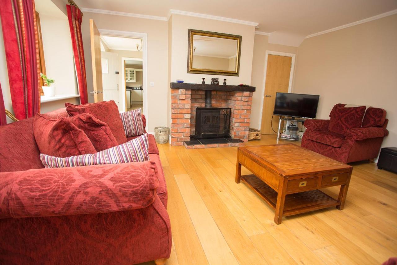 Decoy Country Cottages Navan Buitenkant foto