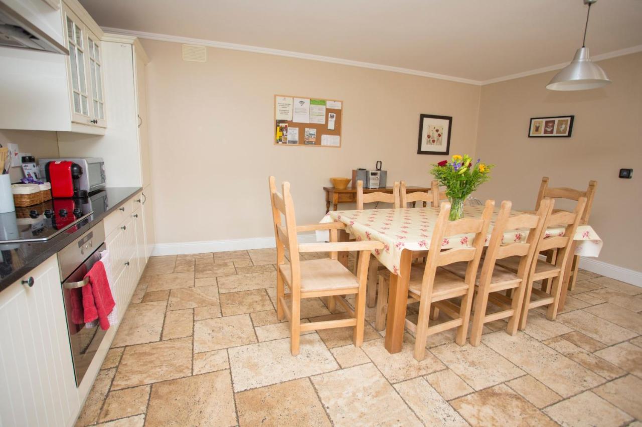 Decoy Country Cottages Navan Buitenkant foto