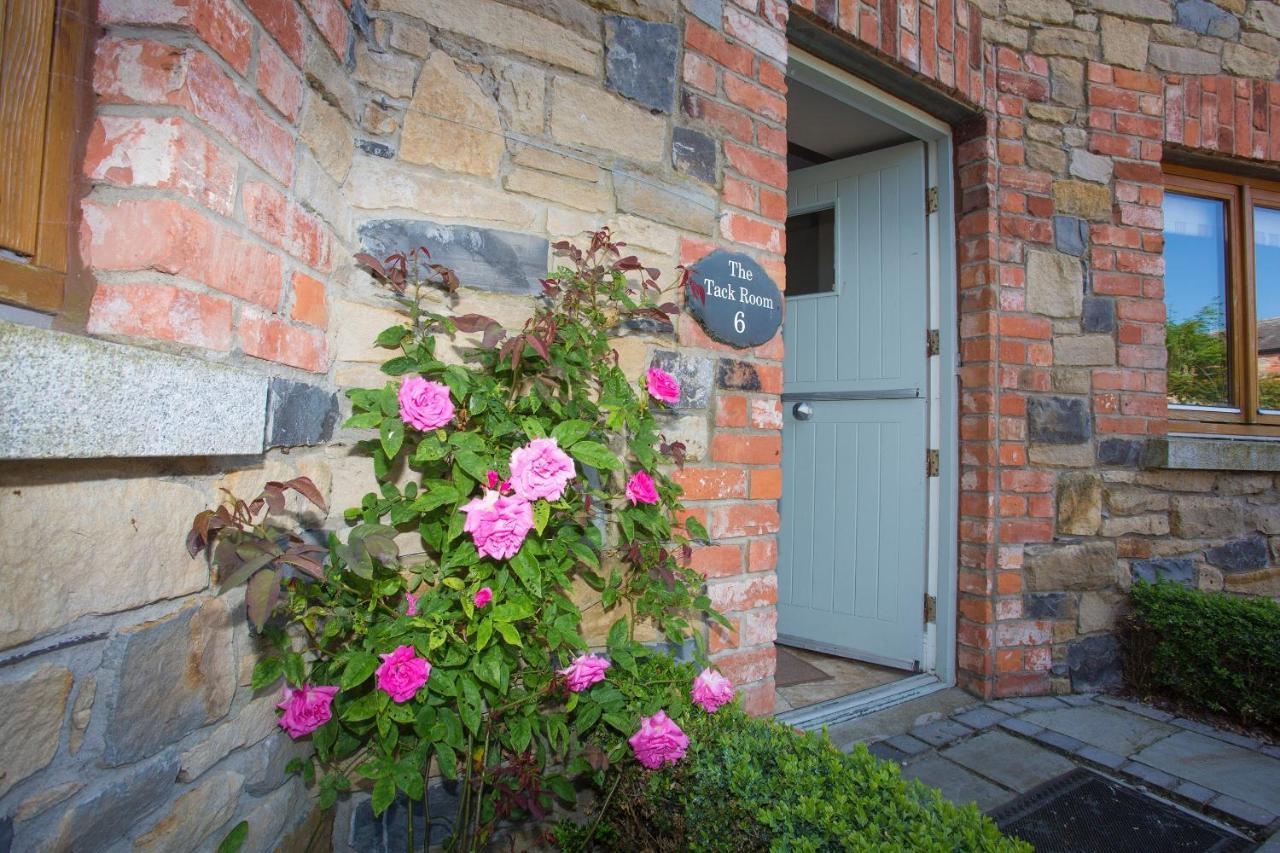Decoy Country Cottages Navan Buitenkant foto