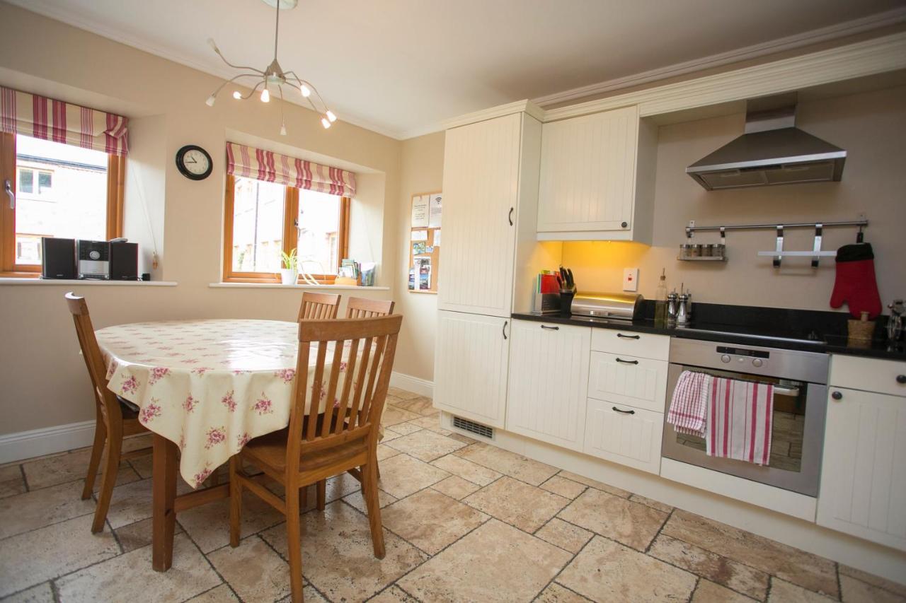 Decoy Country Cottages Navan Buitenkant foto