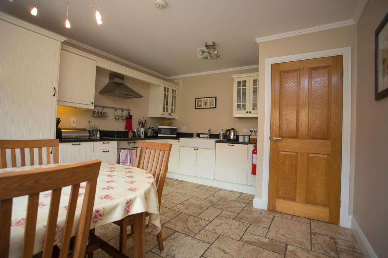 Decoy Country Cottages Navan Buitenkant foto