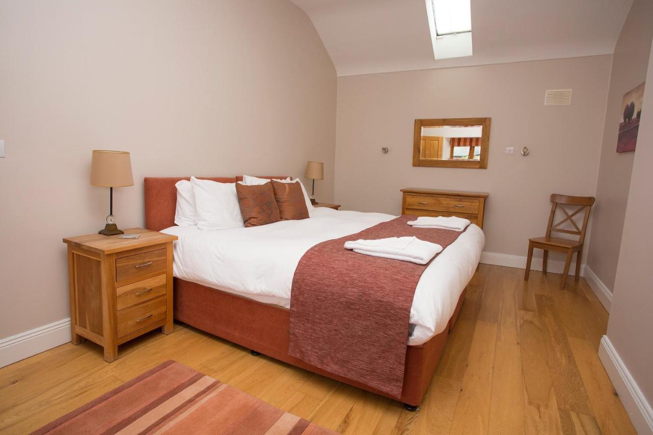 Decoy Country Cottages Navan Buitenkant foto