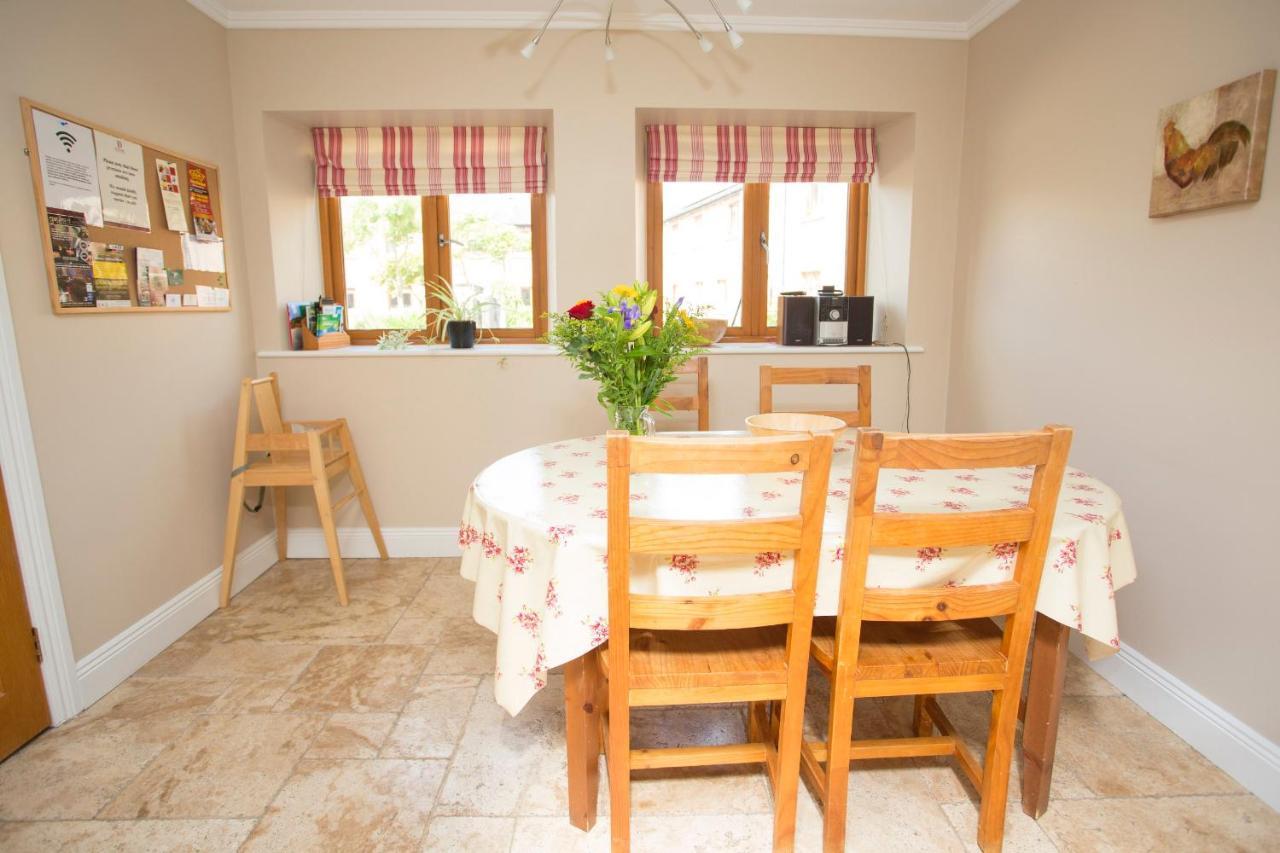 Decoy Country Cottages Navan Buitenkant foto