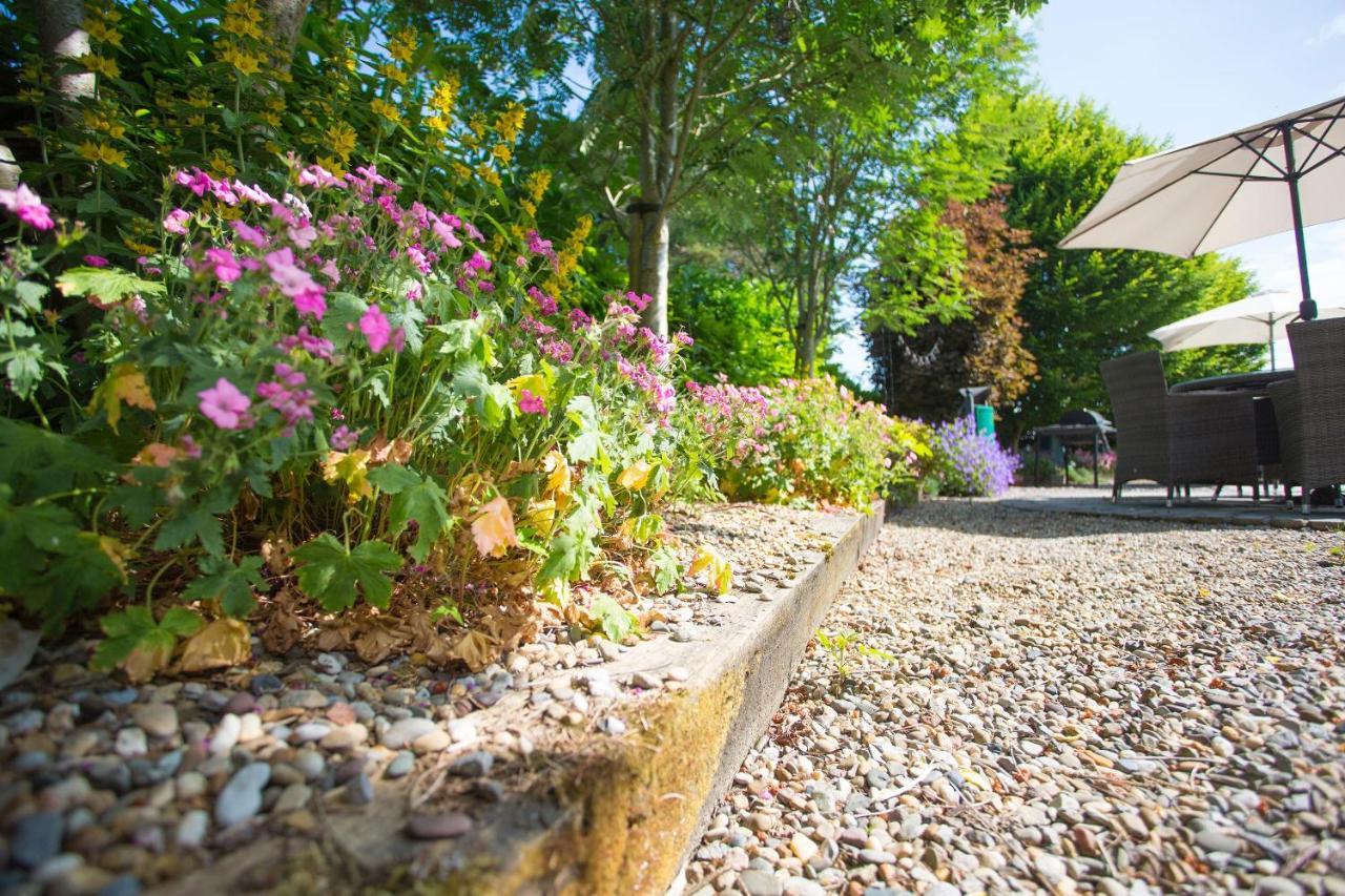 Decoy Country Cottages Navan Buitenkant foto